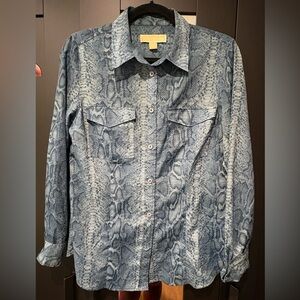 FANCY Michael Kors 🩵 Snake-Print Lightweight Blouse